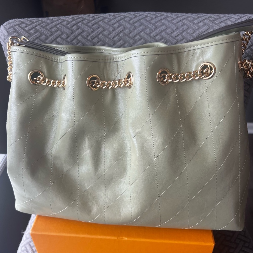 Coach Evelyn Bag - Picture 2 of 8